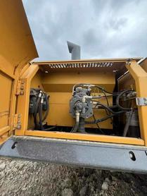 Buy XCMG XE370 Used Excavator / 8 Buy XCMG XE370 Used Excavator / 8