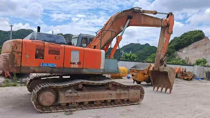 Buy Hitachi ZX330-3 Used Excavator / 1