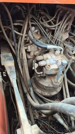 Buy Hitachi EX200-3 Used Excavator / 7 Buy Hitachi EX200-3 Used Excavator / 7