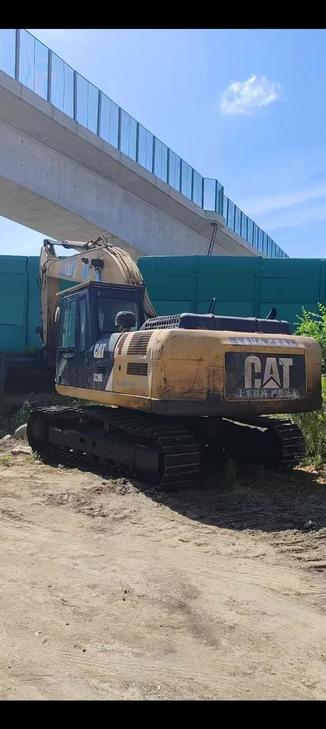 Buy Caterpillar 329D Used Excavator / 1