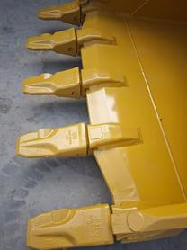 Buy Caterpillar 323 Used Excavator / 6 Buy Caterpillar 323 Used Excavator / 6