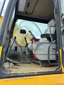 Buy Komatsu PC220-7 Used Excavator / 6 Buy Komatsu PC220-7 Used Excavator / 6