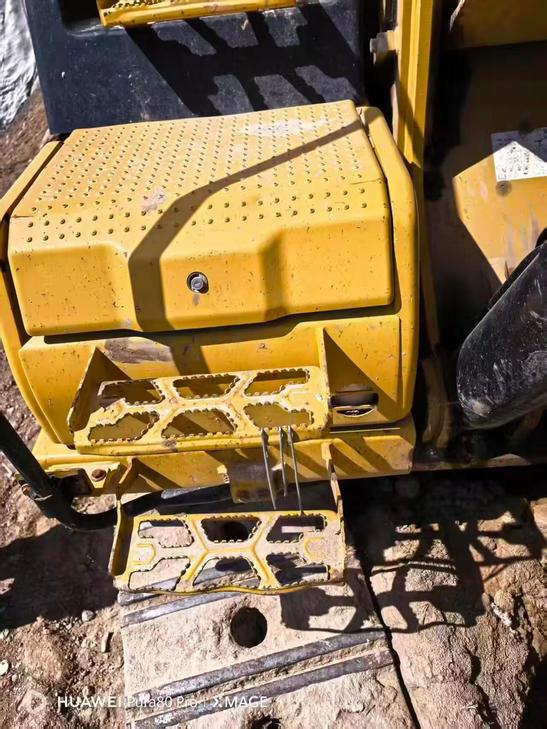 Buy Caterpillar 336E Used Excavator / 1