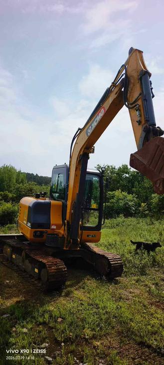 Buy XCMG XE60 Used Excavator / 1