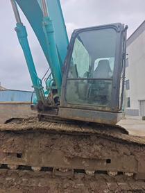 Buy Kobelco SK200 Used Excavator / 4 Buy Kobelco SK200 Used Excavator / 4