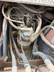 Buy Doosan DH220-3 Used Excavator / 2 Buy Doosan DH220-3 Used Excavator / 2