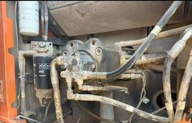 Buy Doosan DH300-5 Used Excavator / 4 Buy Doosan DH300-5 Used Excavator / 4