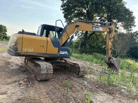 Buy XCMG XE135B Used Excavator / 3 Buy XCMG XE135B Used Excavator / 3