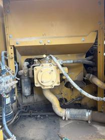 Buy Caterpillar 323 Used Excavator / 5 Buy Caterpillar 323 Used Excavator / 5