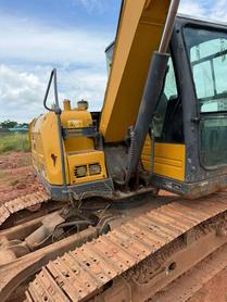 Buy XCMG XE75DA Used Excavator / 2 Buy XCMG XE75DA Used Excavator / 2