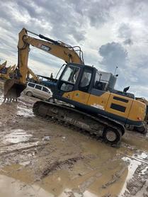 Buy XCMG XE215 Used Excavator / 3 Buy XCMG XE215 Used Excavator / 3