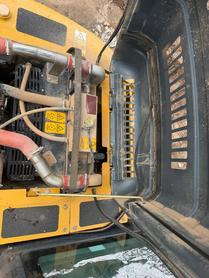 Buy XCMG XE135B Used Excavator / 5 Buy XCMG XE135B Used Excavator / 5