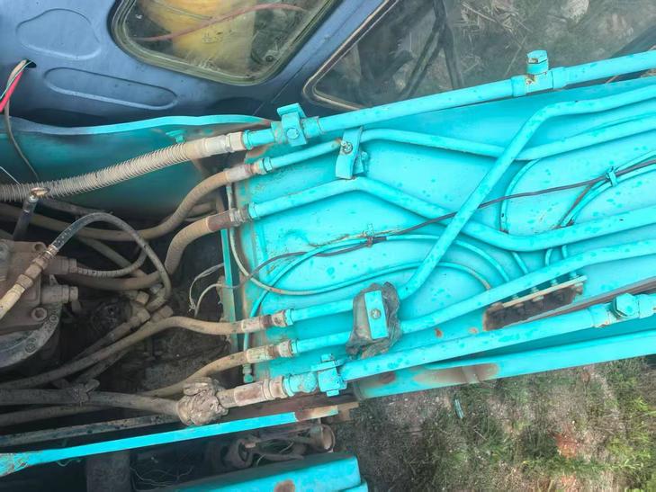 Buy Kobelco SK210-6 Used Excavator / 1
