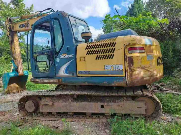 Buy Kobelco SK130 Used Excavator / 1