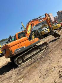 Buy Doosan S130W-3 Used Excavator / 3 Buy Doosan S130W-3 Used Excavator / 3