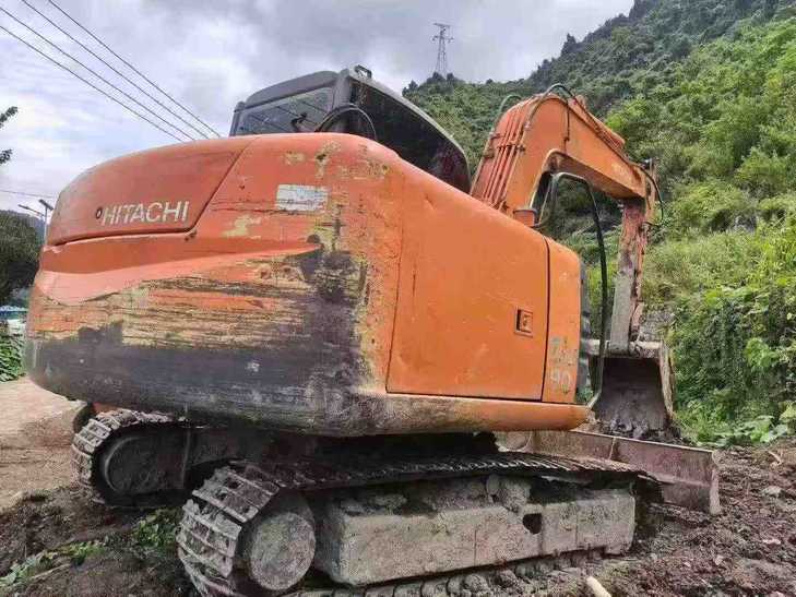 Buy Hitachi EX60-6 Used Excavator / 1