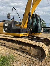 Buy Caterpillar 323 Used Excavator / 6 Buy Caterpillar 323 Used Excavator / 6