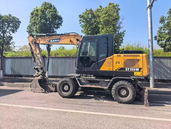 Buy Sany Used Excavator / 1