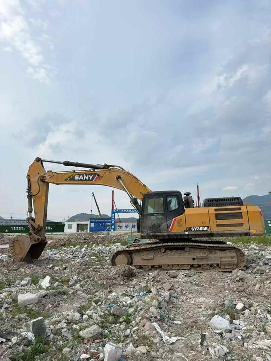 Buy Sany Used Excavator / 1