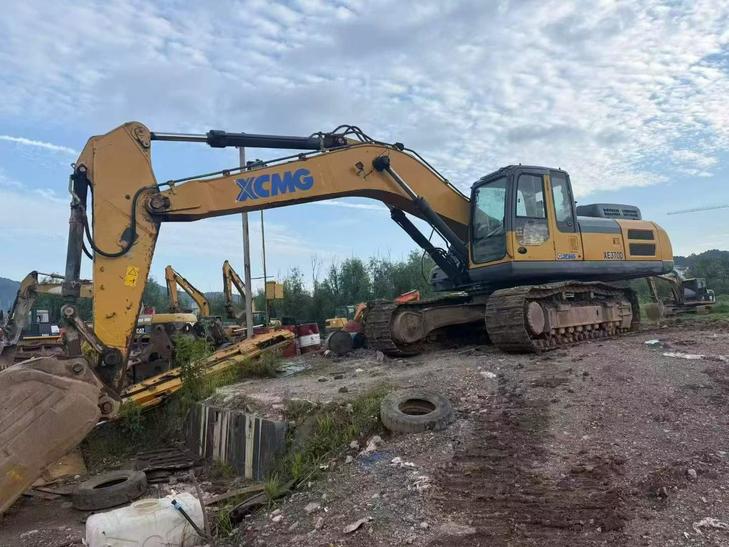 Buy XCMG XE370 Used Excavator / 1