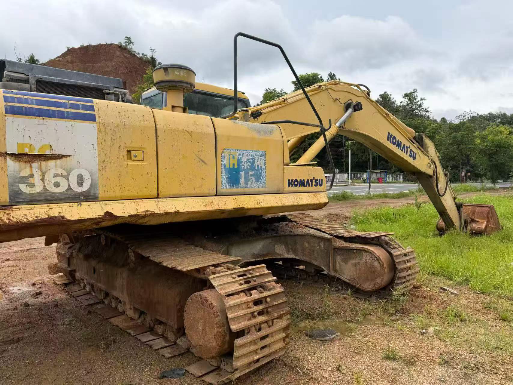 Buy Komatsu PC360-7 Used Excavator / 3 Buy Komatsu PC360-7 Used Excavator / 3