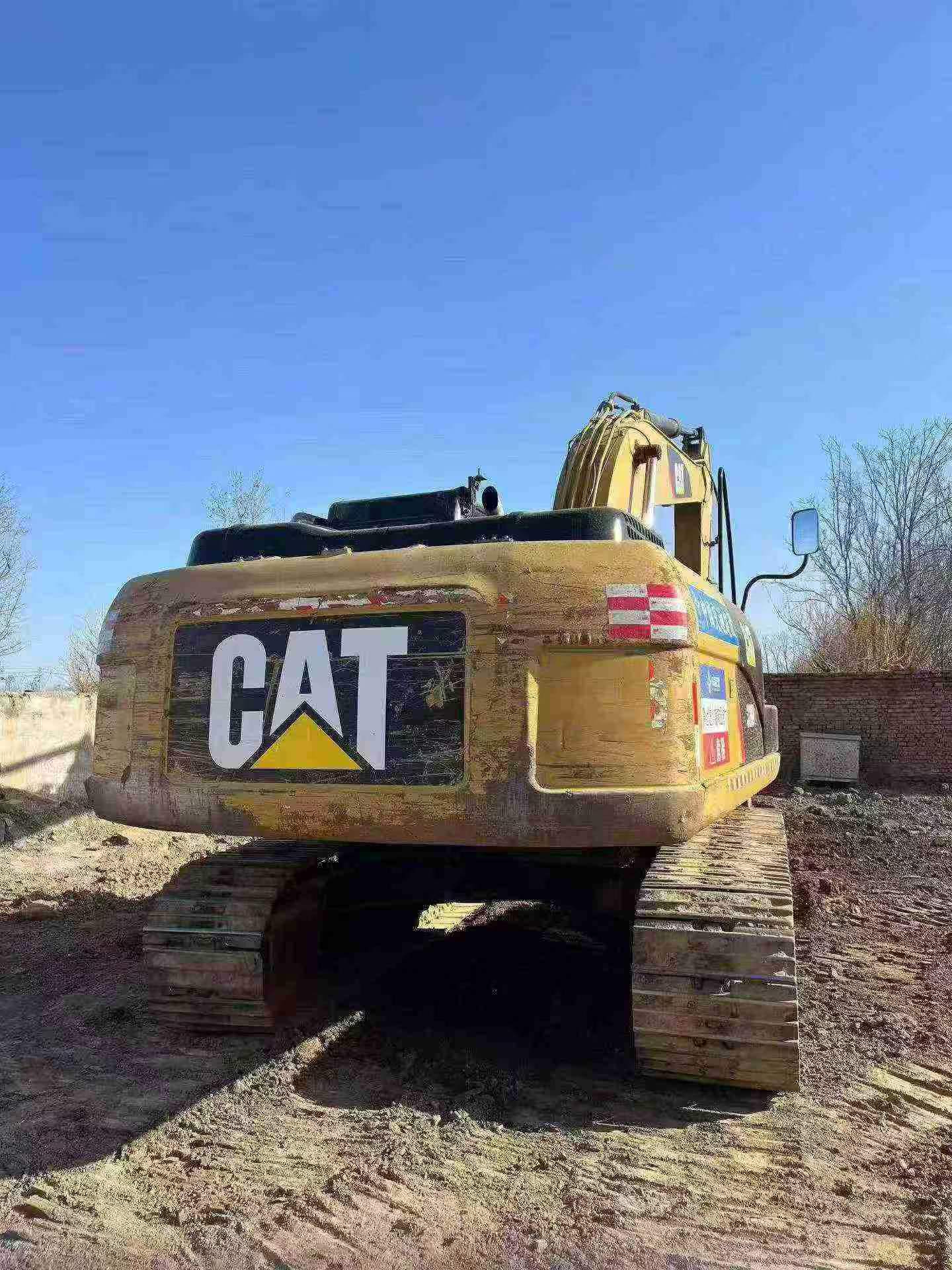 Buy Caterpillar 320D2GC Used Excavator / 3 Buy Caterpillar 320D2GC Used Excavator / 3