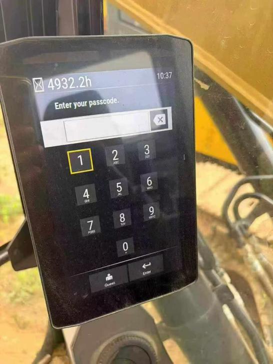Buy Caterpillar 320A Used Excavator / 1