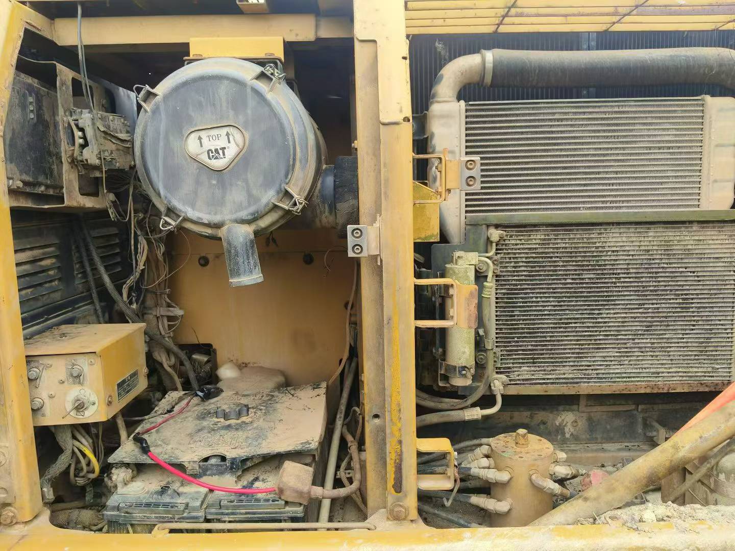 Buy Caterpillar 320D Used Excavator / 4 Buy Caterpillar 320D Used Excavator / 4
