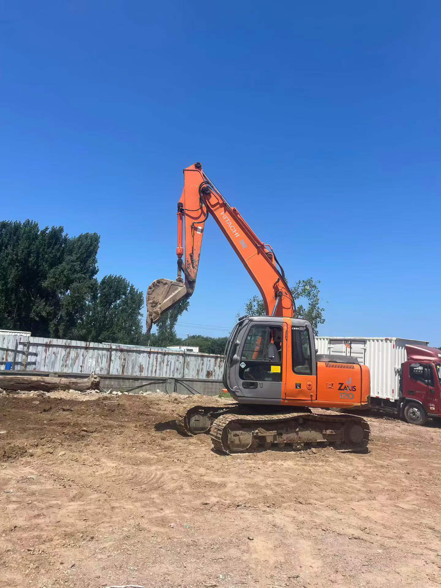 Buy Hitachi EX120 Used Excavator / 1
