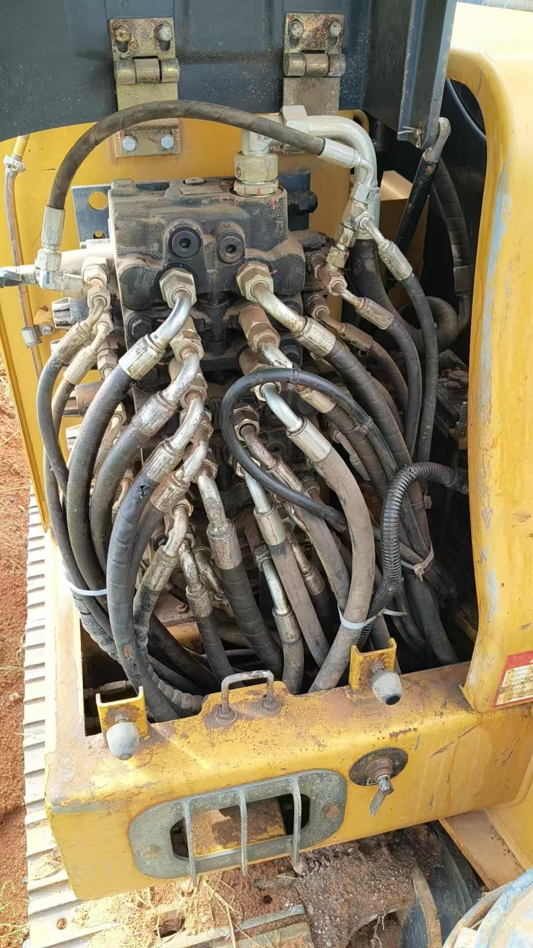 Buy XCMG XE60 Used Excavator / 6 Buy XCMG XE60 Used Excavator / 6
