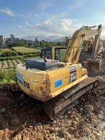 Buy Komatsu HB215LC-1 Used Excavator / 2 Buy Komatsu HB215LC-1 Used Excavator / 2