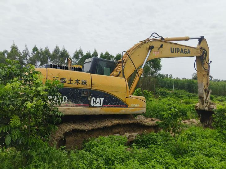 Buy Caterpillar 320D Used Excavator / 1
