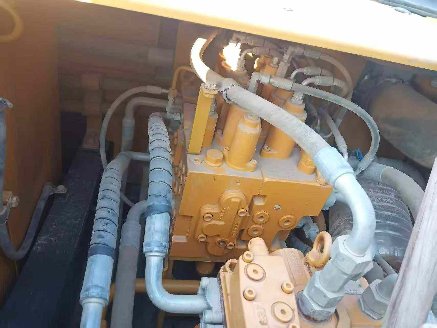 Buy Sany SY225C Used Excavator / 7 Buy Sany SY225C Used Excavator / 7