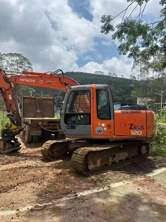 Buy Hitachi ZX110 Used Excavator / 1