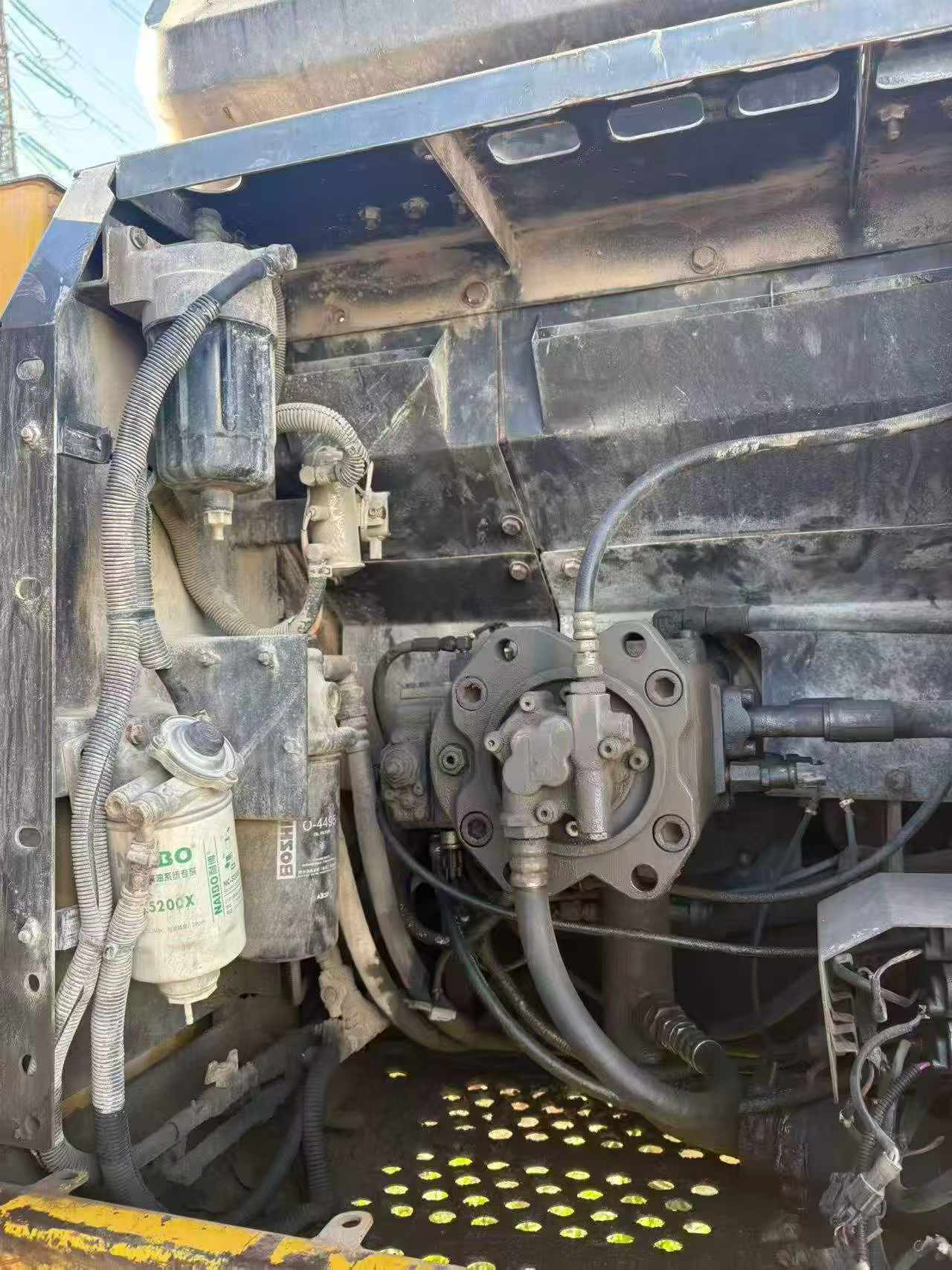 Buy Sumitomo SH240-3 Used Excavator / 4 Buy Sumitomo SH240-3 Used Excavator / 4