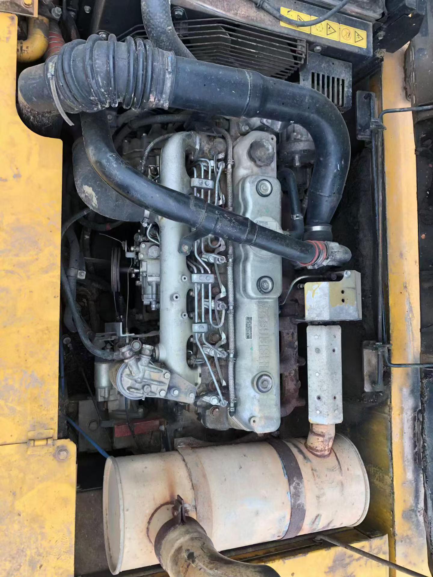 Buy Kato Used Excavator / 2 Buy Kato Used Excavator / 2