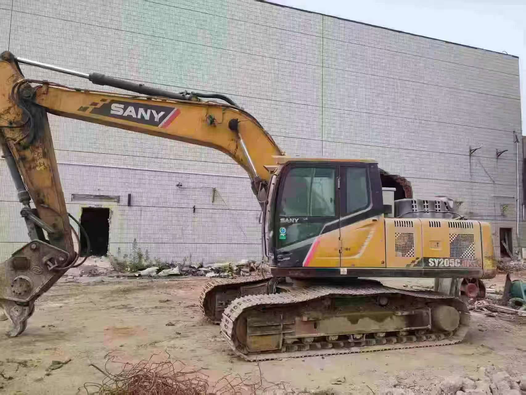 Buy Sany SY205C Used Excavator / 1