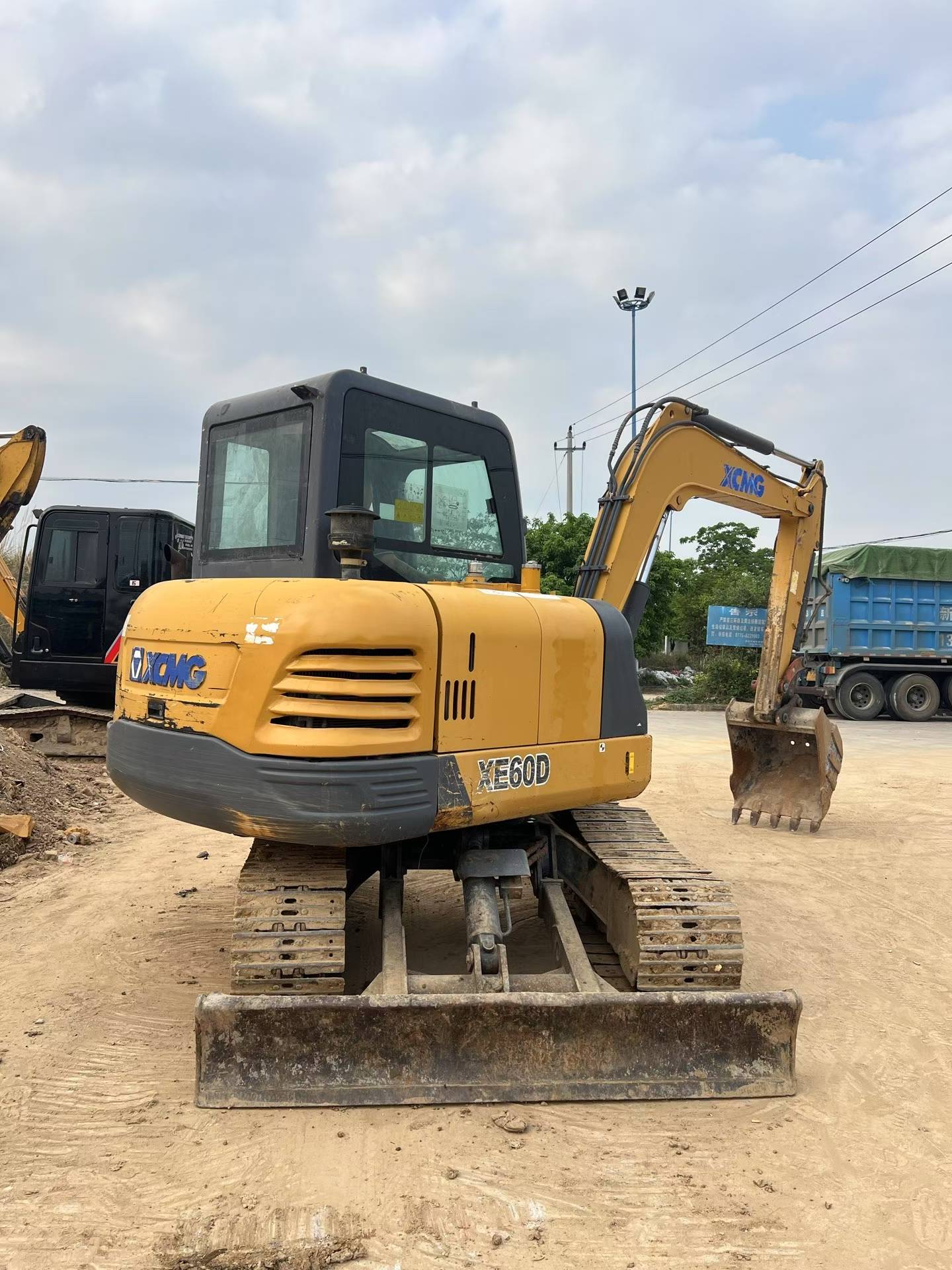 Buy XCMG XE60 Used Excavator / 9 Buy XCMG XE60 Used Excavator / 9