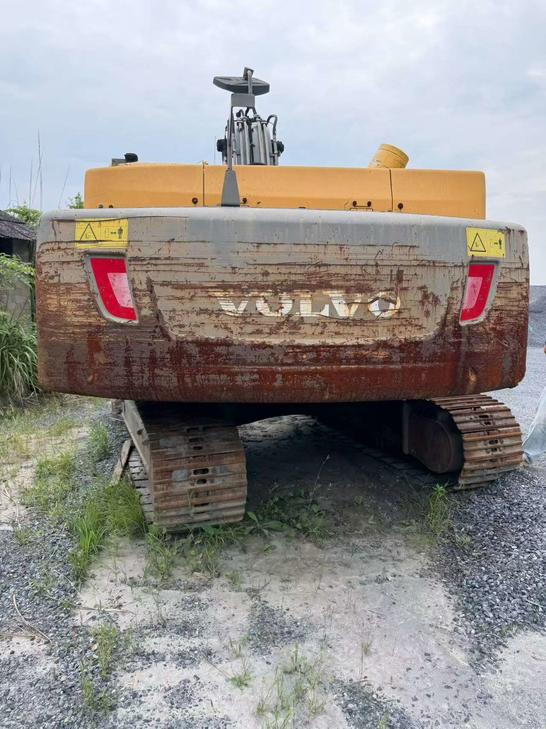 Buy Volvo EC250D Used Excavator / 1