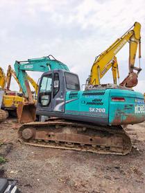 Buy Kobelco SK200 Used Excavator / 2 Buy Kobelco SK200 Used Excavator / 2
