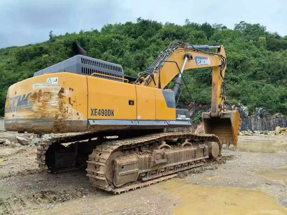 Buy XCMG XE490DK Used Excavator / 3 Buy XCMG XE490DK Used Excavator / 3