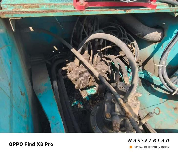 Buy Kobelco SK200-8 Used Excavator / 1