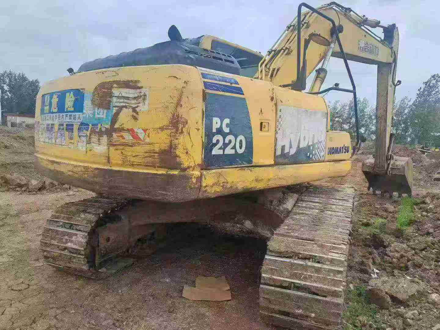 Buy Komatsu HB215LC-1 Used Excavator / 9 Buy Komatsu HB215LC-1 Used Excavator / 9