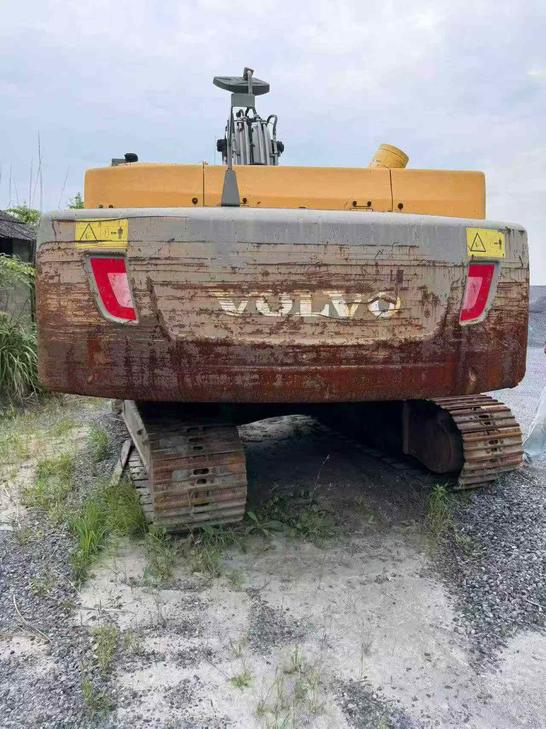Buy Volvo EC250D Used Excavator / 1