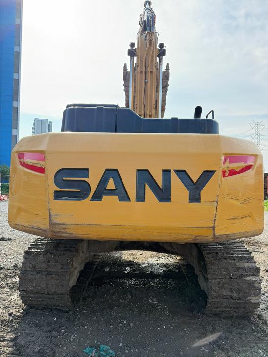 Buy Sany SY205C Used Excavator / 1