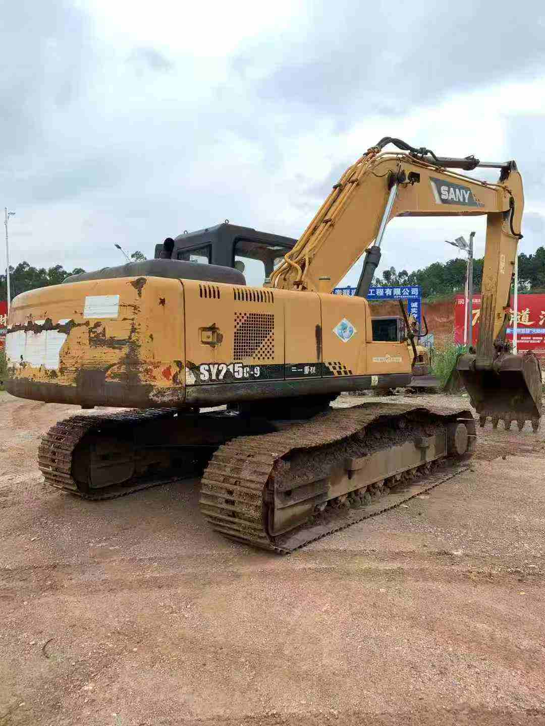 Buy Sany SY215C Used Excavator / 2 Buy Sany SY215C Used Excavator / 2