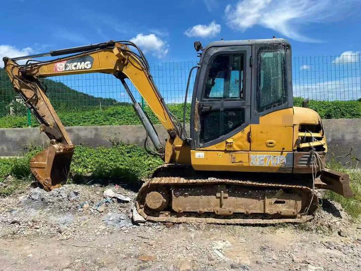 Buy XCMG XE55D Used Excavator / 1