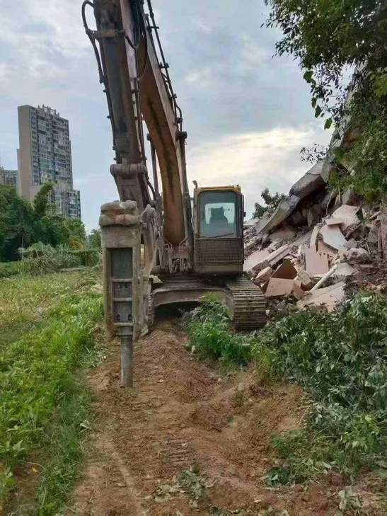 Buy Hyundai R215-7 Used Excavator / 1