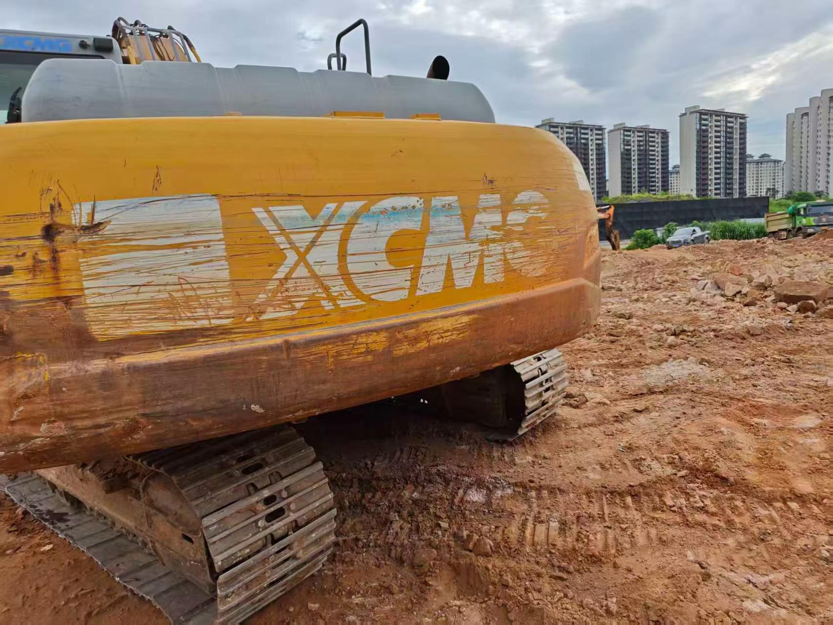 Buy XCMG XE200 Used Excavator / 2 Buy XCMG XE200 Used Excavator / 2