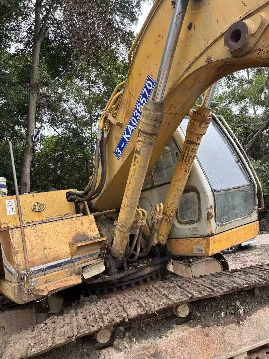 Buy Kato Used Excavator / 4 Buy Kato Used Excavator / 4